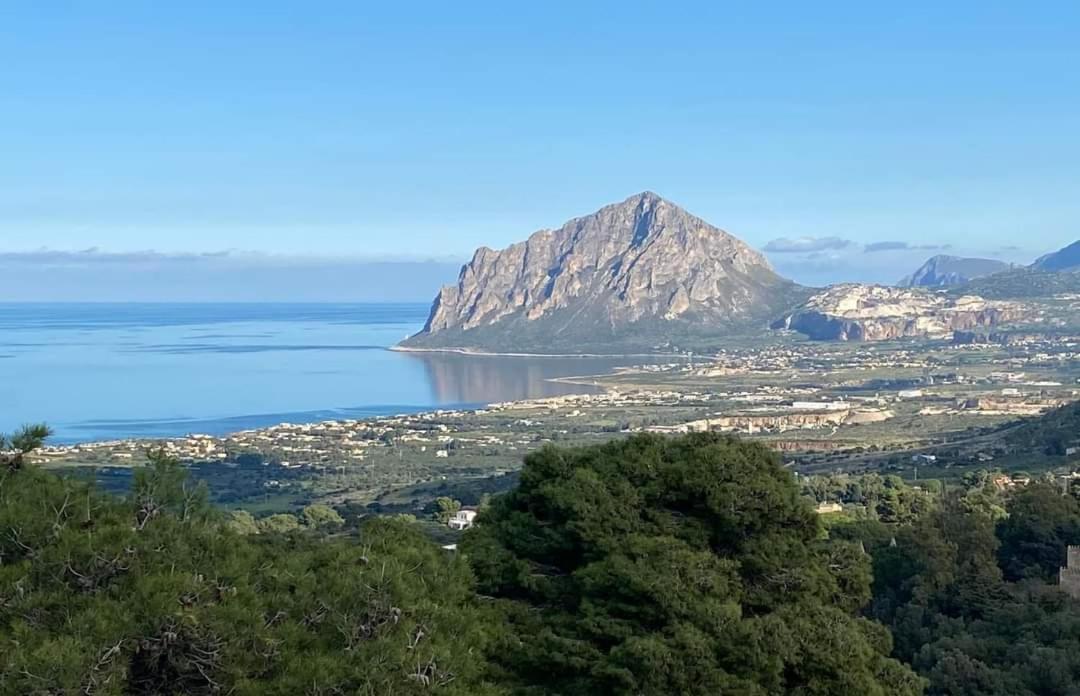 A Due Passi Dal Molino Appartement Valderice Buitenkant foto